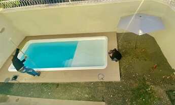 Imagem 2: Casa duplex com piscina