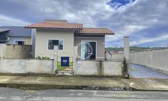 Imagem: Casa à venda no bairro Rio Branco - Guaramirim/SC