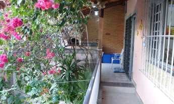 Imagem 4: Excelente - casa - quintal - Churrasqueira - salão - 4 quartos - garagem - 324m²