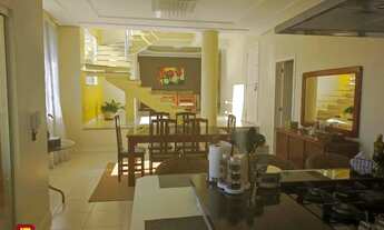 Imagem 7: Casa à venda c/ 4D(1 suíte master) 282m2 privativos, no Morro da Cruz, Centro, Floripa