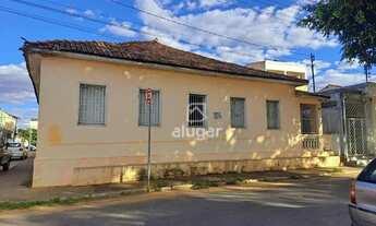 Imagem: Casa Residencial de 10 Quartos no Centro