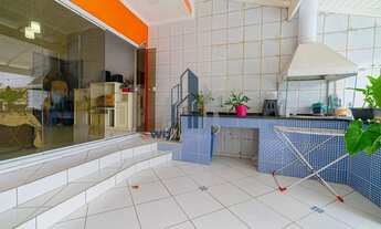 Imagem 7: Casa com piscina