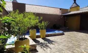 Imagem 2: Linda Casa com Piscina e Salão de Festas em Tramandaí no Centro proximo ao mar REF: 5369