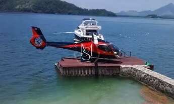 Imagem: Mansão Frente ao Mar com Heliponto e Praia