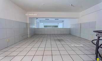 Imagem 7: Loja para locação com mezanino e amplo espaço na Av. Pontes Vieira