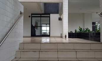 Imagem 4: Apartamento para aluguel possui 80 metros quadrados com 3 quartos em Mangabeiras - Maceió