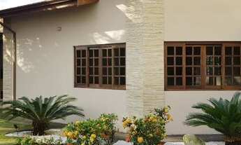 Imagem: Casa com linda área verde no bairro Andrade