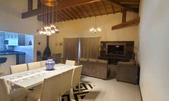 Imagem 3: Fazenda/Sítio/Chácara para venda possui 3300 metros quadrados com 4 quartos