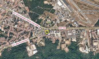 Imagem 2: Terreno ao lado do aeroporto