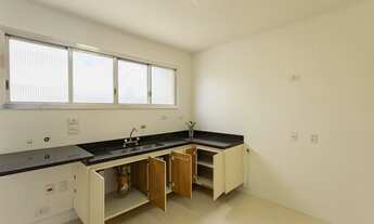 Imagem 3: Apartamento para venda possui 122 metros quadrados com 2 quartos