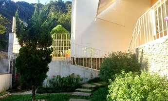 Imagem 3: Casa a venda com 220 m² com 4 quartos em Quarteirão Ingelheim - Petrópolis - RJ