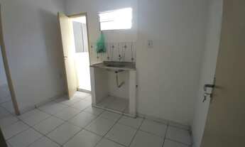 Imagem 5: ALUGA-SE KIT NET NA MARAMBAIA