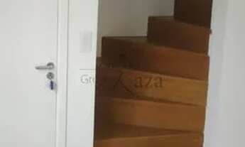 Imagem 2: Jacarei - Casa de Condomínio - Jardim Colonia