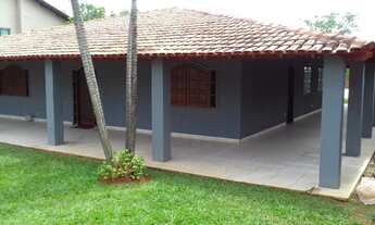 Imagem: Casa colonial no Condomínio Mansões Entre