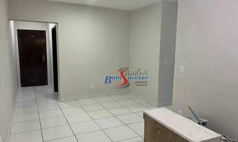 Imagem 2: Apartamento com 3 dormitórios, 84 m² - venda por R$ 580.000 ou aluguel por R$ 3.050/mês