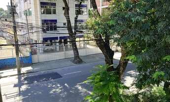 Imagem 2: Casa para aluguel com 240 metros quadrados com 5 quartos em Santo Amaro - Recife - PE