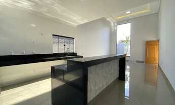 Imagem 3: Casa com 3 quartos sendo 1 suíte no Bairro jardim Canedo 3 - Senador Canedo