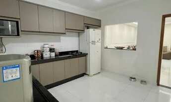 Imagem 7: Casa para venda possui 216 metros quadrados com 3 quartos