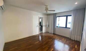 Imagem 13: Apartamento para venda tem 230 metros quadrados com 4 quartos em Lagoa - Rio de Janeiro