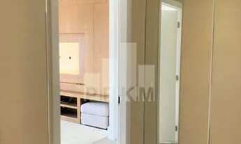 Imagem 2: Itaim Bibi - Excelente apto, reformado, ensolarado, arejado, andar alto, três vagas demarc