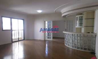 Imagem 3: Apartamento para aluguel tem 160 metros quadrados com 3 quartos