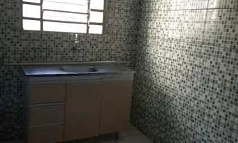 Imagem 3: Aluga se casa de 3 cômodos próx ao supermercado Japão