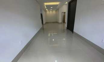 Imagem 2: Casa para venda tem 200 metros quadrados com 3 quartos em Vila Margarida - Ourinhos - SP