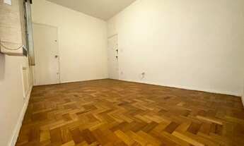 Imagem 5: 2 Quartos + Dep. de serviço + vaga/ 70 M2 na Rua Décio Villares, Bairro Peixoto- Copacab