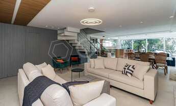 Imagem 2: Casa com 4 vagas de garagem em condomínio no bairro Pedra Redonda!