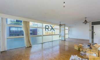 Imagem 4: Apartamento com vista livre, janelão chão ao teto, pé direto alto com muita luz solar!