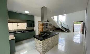 Imagem 4: Sobrado com 3 suítes e piscina no Santa Cruz II