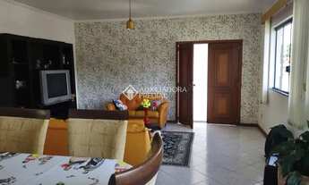 Imagem 4: Casa no Bairro Carianos