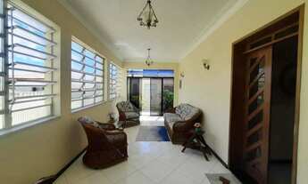 Imagem 2: Casa com 4 quartos e piscina em Aracaju, Bairro 18 do Forte. [163