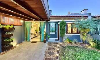 Imagem 2: BARBADA! FINAMENTE MOBILIADA E DECORADA! CASA COM PÁTIO!!!