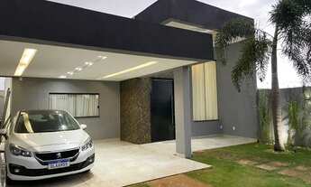 Imagem: Linda Casa no 26 de setembro - cond frente