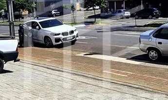 Imagem 7: Salão comercial com 250m para locação na Av. Saul Elkind, Zona Norte Londrina