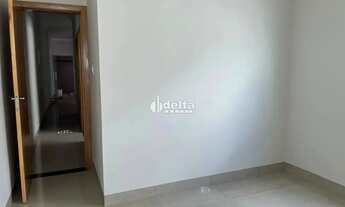 Imagem: Casa Residencial com 2 quartos sendo 1 suíte