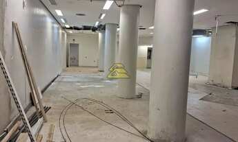 Imagem 2: Copacabana Galpão / depósito com venda por R$3.800.000