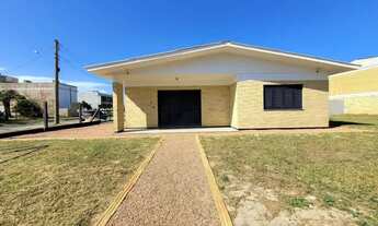 Imagem 3: CASA Á VENDA NA BEIRA MAR DE CAPÃO DA CANOA COM 3 DORMITÓRIOS E TERRENO GIGANTE 513M²