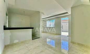 Imagem 7: Casa com 3 Quartos à Venda, Candelária, próximo à Rua Padre Pedro Pinto