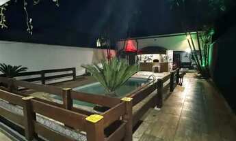 Imagem 2: Sobrado para aluguel possui 250 metros quadrados com 2 quartos