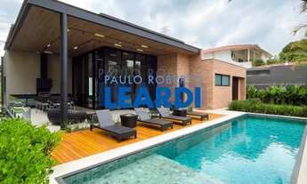 Imagem: CASA EM CONDOMÍNIO - ALPHAVILLE - SP