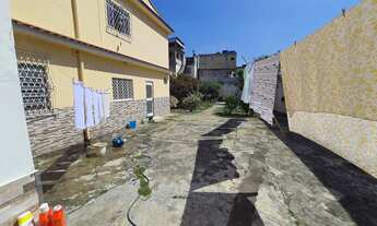 Imagem 7: 2 Casas grandes Belo terreno 10m x 50m 4 Quartos, Suíte, Quintal e 20 Vagas Próx Hospital