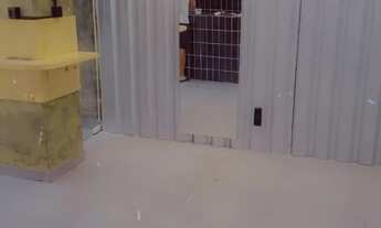 Imagem 6: Loja de galeria reformadíssima