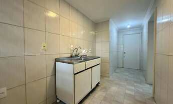 Imagem 6: Apartamento 02 dormitórios + dependência para alugar no Centro de Florianópolis SC