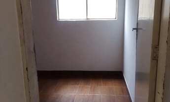 Imagem: Apartamento na av Amália 100mil ou 650