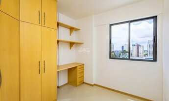 Imagem 3: Apolar vende apartamento no Bairro Portão/Agua Verde esquina com a Francisco Frischmann