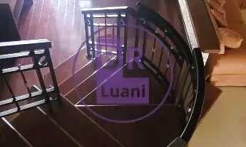 Imagem 2: Sobrado de alto padrão no bairro Tucanos