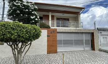 Imagem 4: Casa ampla 04 suítes, piscina, 03 salas, super agradável