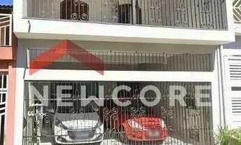 Imagem: Sobrado em Rua Jamelão - Alves Dias - São